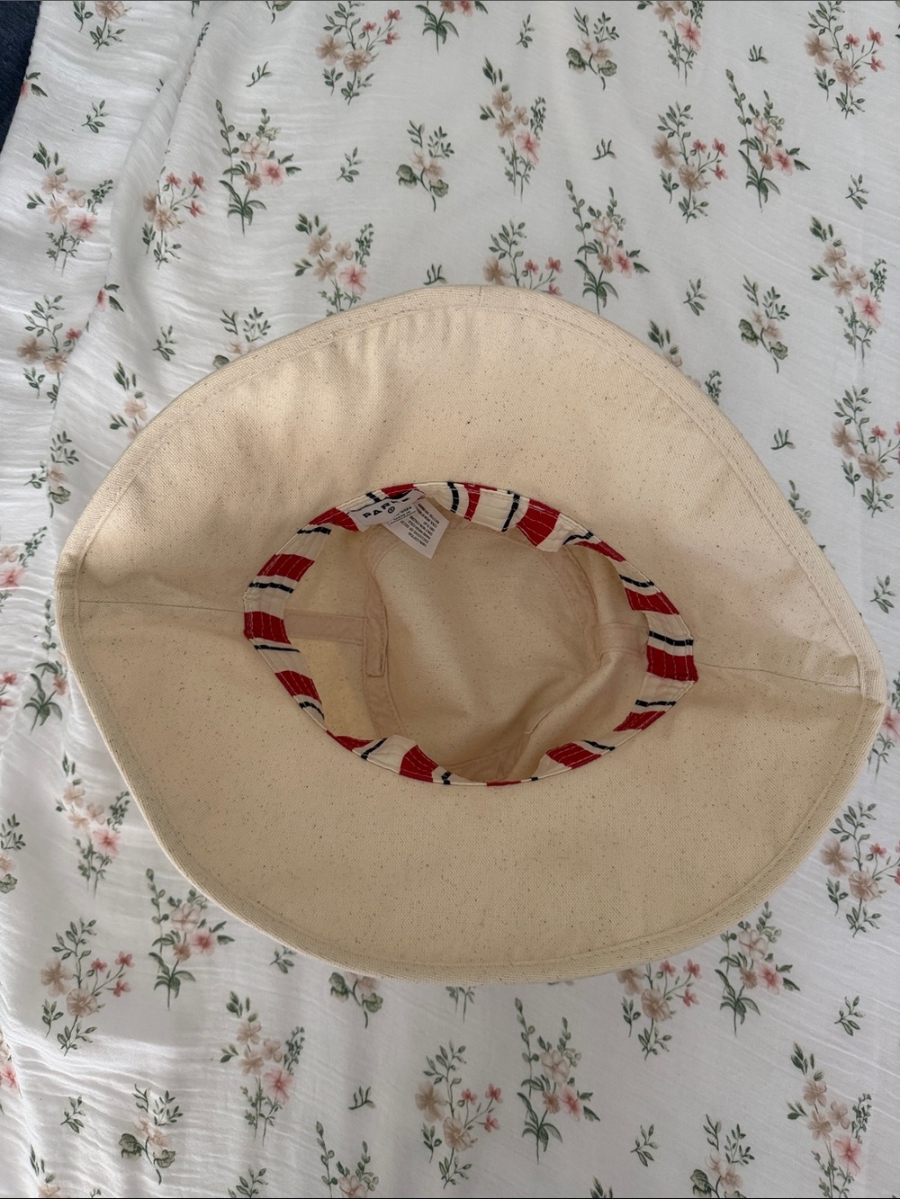 Brand new Parke Beige Canvas Bucket Hat with Embroidered Logo - Picture 4 of 5